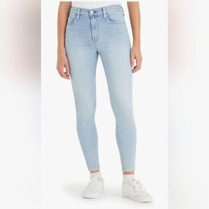 New Levi's jeans 720 High Rise Supper Skinny women 30 x 30 light Blue